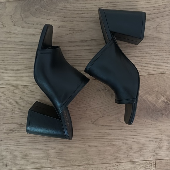 Stuart Weitzman Cayman Block Slide black 8 - Picture 8 of 11